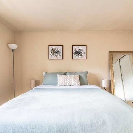 Modern And Spacious Apartment- Gym, Wifi, Free Parking Seattle Buitenkant foto