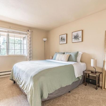 Modern And Spacious Apartment- Gym, Wifi, Free Parking Seattle Buitenkant foto