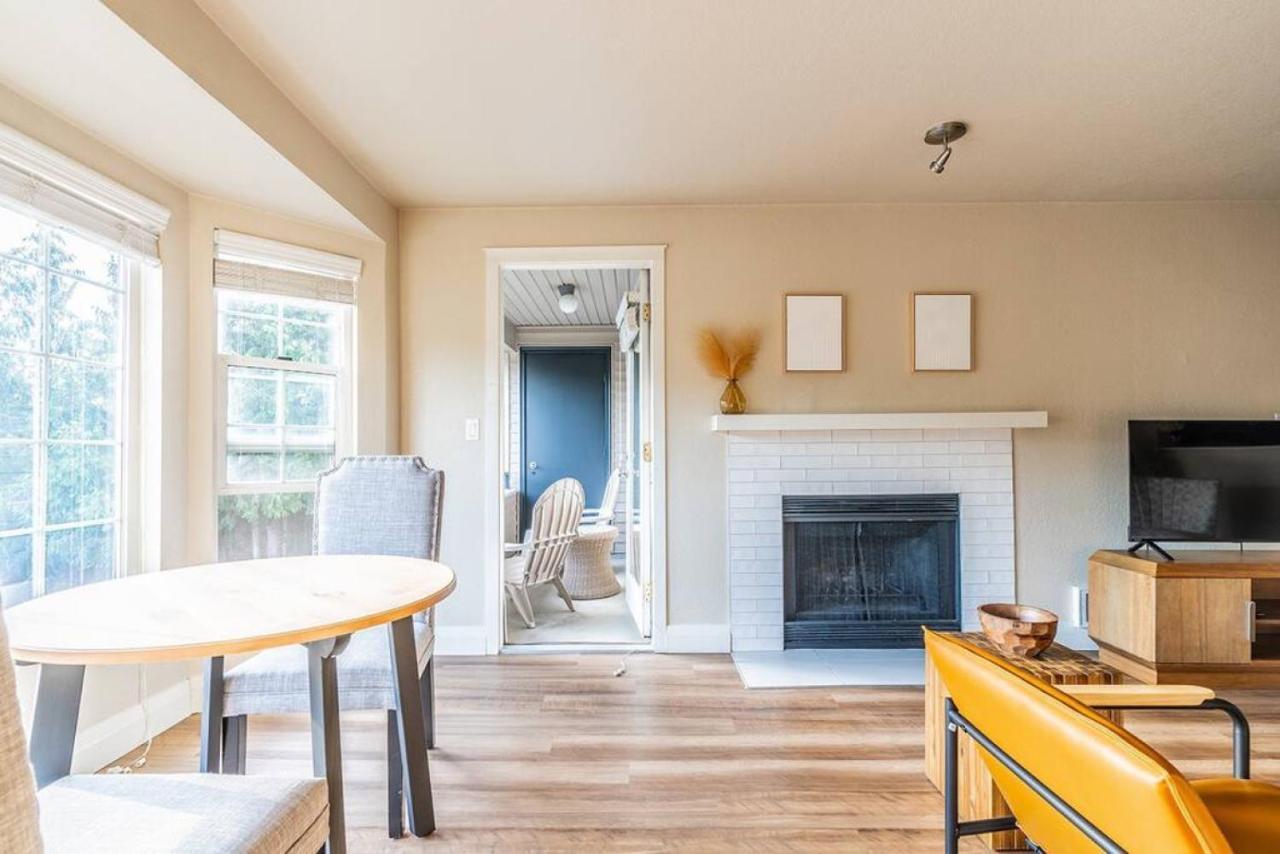 Modern And Spacious Apartment- Gym, Wifi, Free Parking Seattle Buitenkant foto