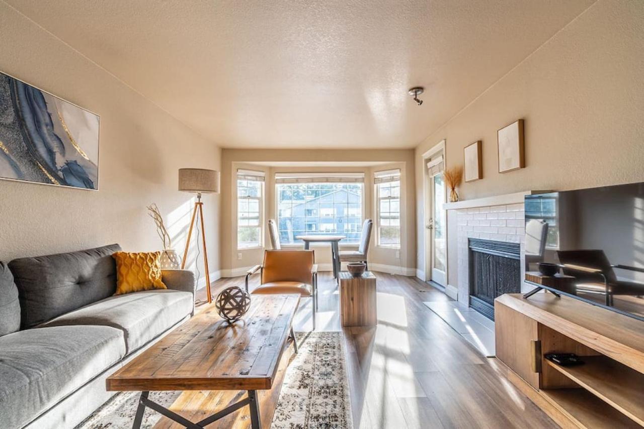 Modern And Spacious Apartment- Gym, Wifi, Free Parking Seattle Buitenkant foto